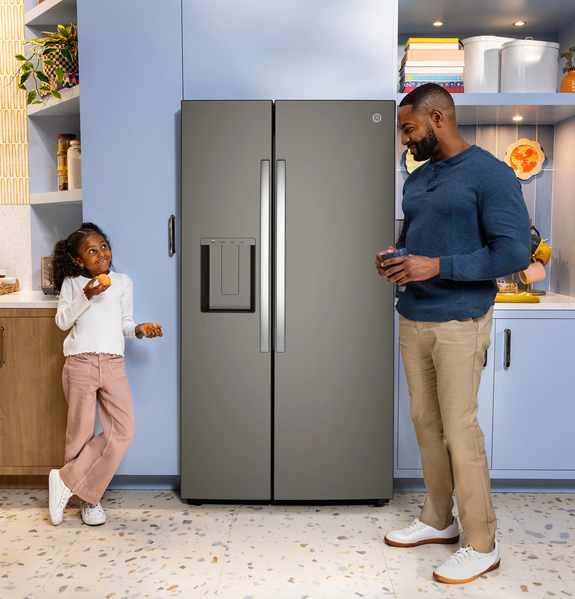 27.9 Cu. Ft. Side-By-Side Refrigerator with Extra Tall Dispenser and In-Door Icemaker GSS28NMYES