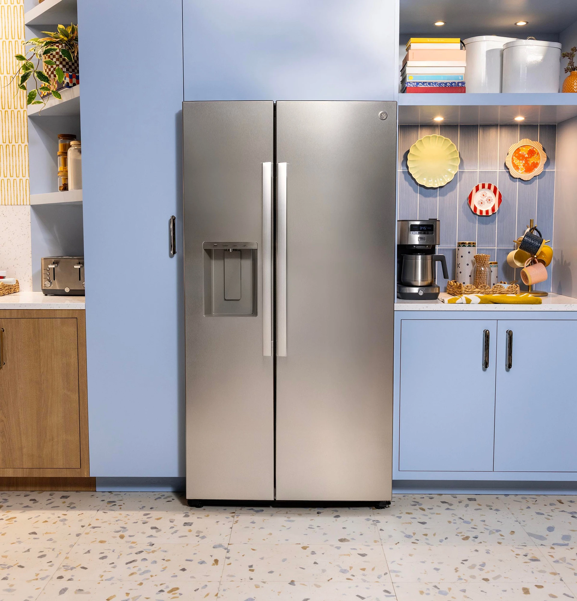 Ge® 27.9 Cu. Ft. Side-by-side Refrigerator With Extra Tall Dispenser And In-door Icemaker GSS28NYYFS