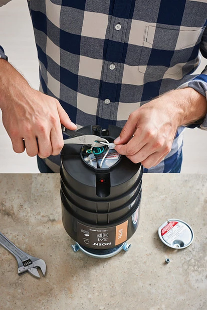 GT Series 3/4 Horsepower Garbage Disposal GT75C, product image 6 of 8