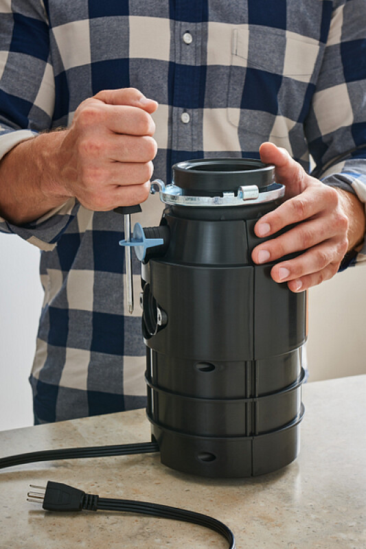GT Series 3/4 horsepower garbage disposal GT75C