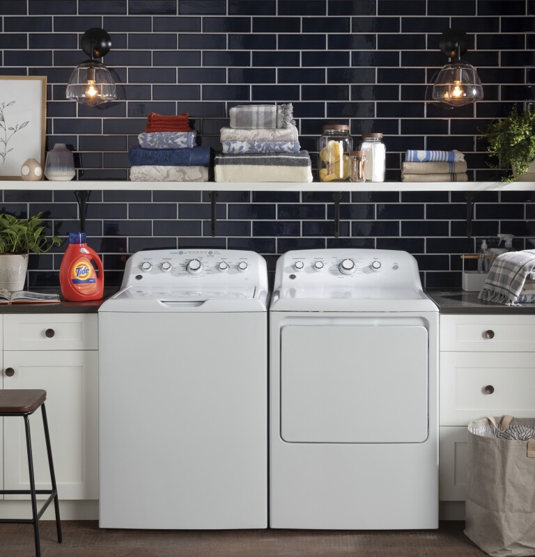 7.2 cu. ft. Capacity aluminized alloy drum Electric Dryer GTD42EASJWW
