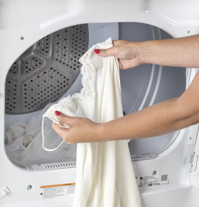 7.2 cu. ft. Capacity aluminized alloy drum Electric Dryer with Sensor Dry GTD45EASJWS