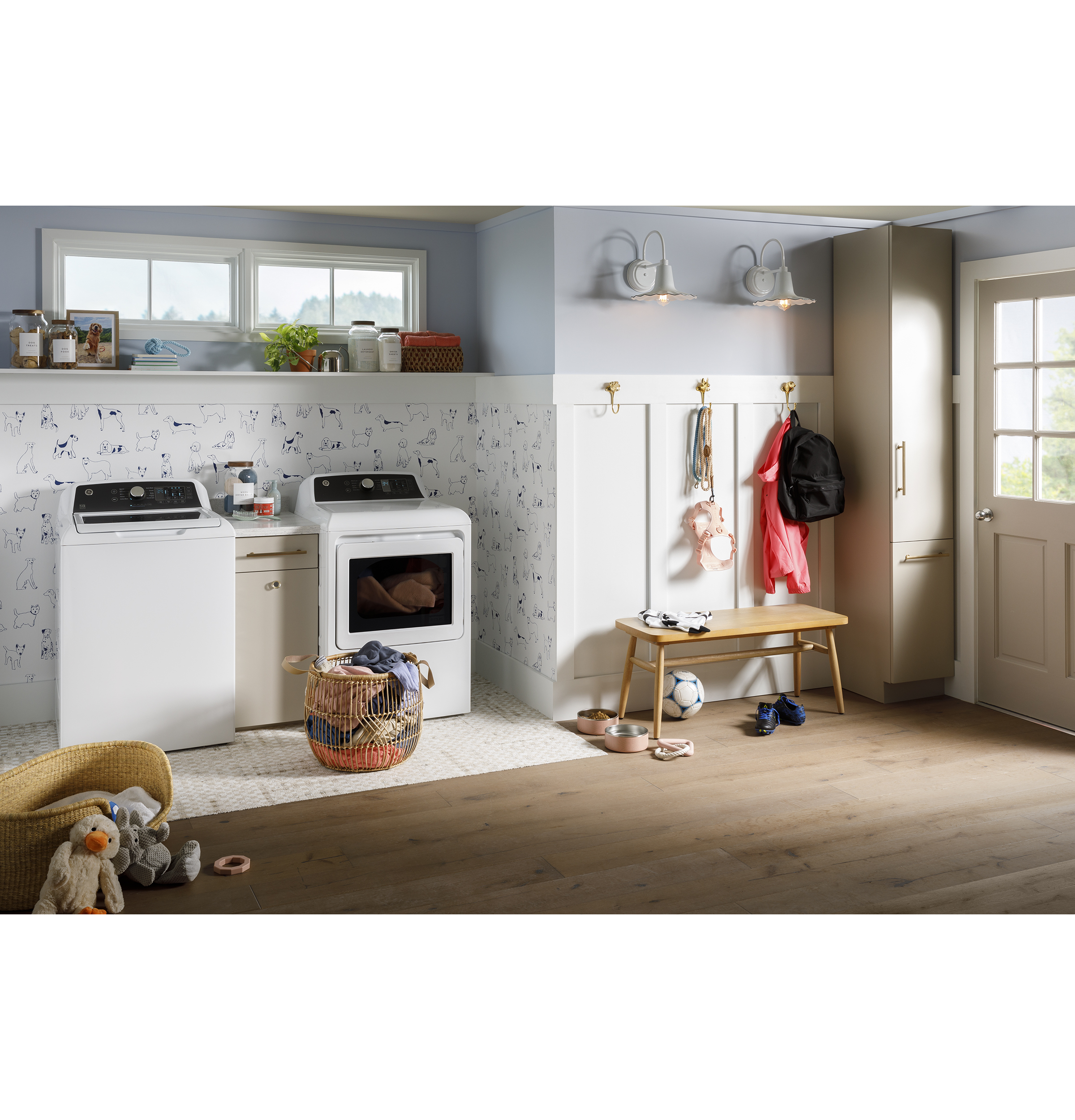 7.4 cu. ft. Capacity Electric Dryer with Up To 120 ft. Venting and Sensor Dry view 2