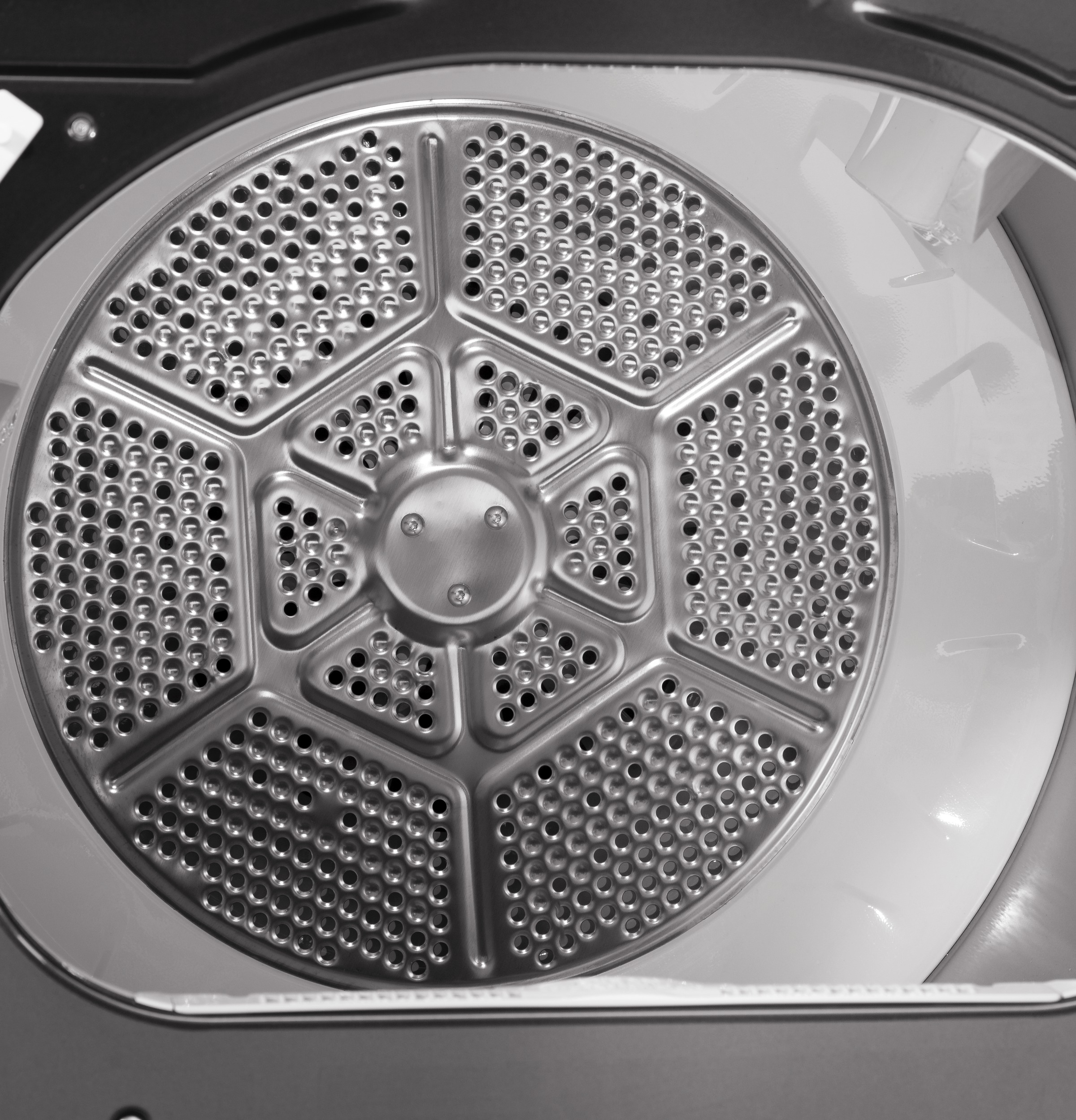 7.4 cu. ft. Capacity Smart aluminized alloy drum Electric Dryer with Sanitize Cycle and Sensor Dry GTD84ECPNDG