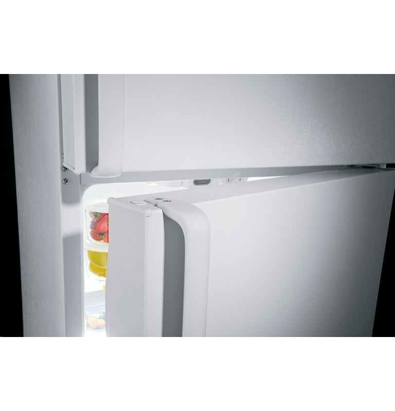 18.1 Cu. Ft. Top-Freezer Refrigerator GTH18GCDWW