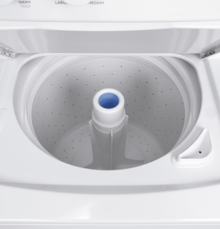 Unitized Spacemaker 3.2 DOE cu. ft. Washer and 5.9 cu. ft. Gas Dryer GTUP270GMWW