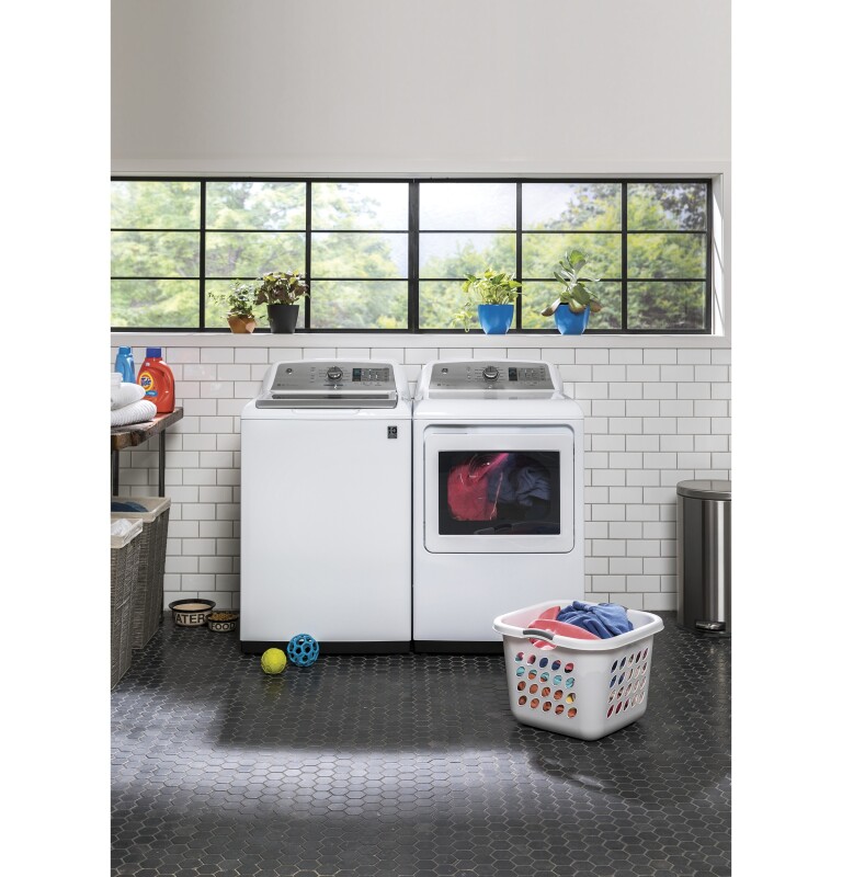 5.0 cu. ft. Capacity Smart Washer with Stainless Steel Basket GTW750CSLWS