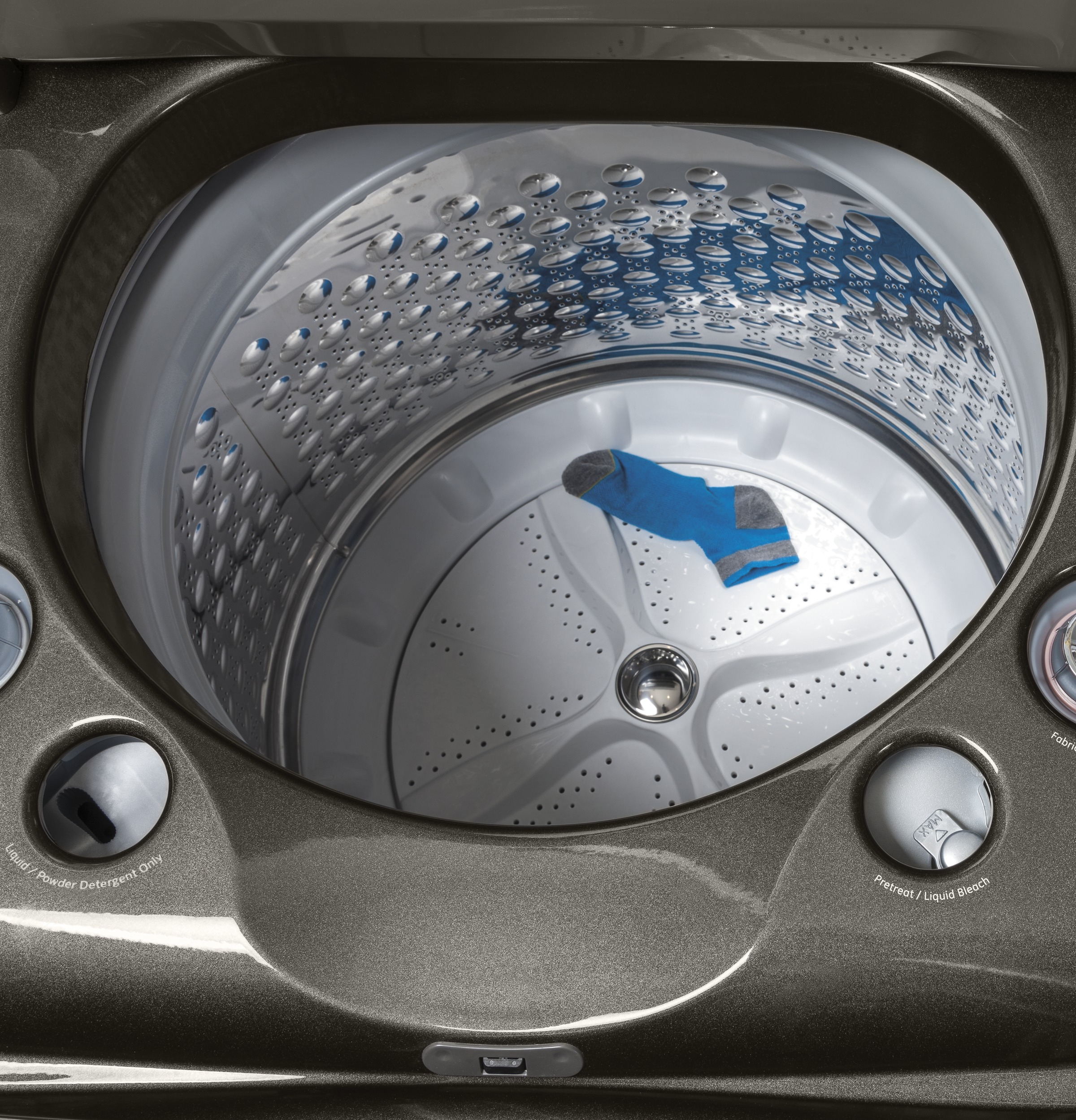 5.1 DOE cu. ft. capacity washer with SmartDispense Technology GTW860SPJMC
