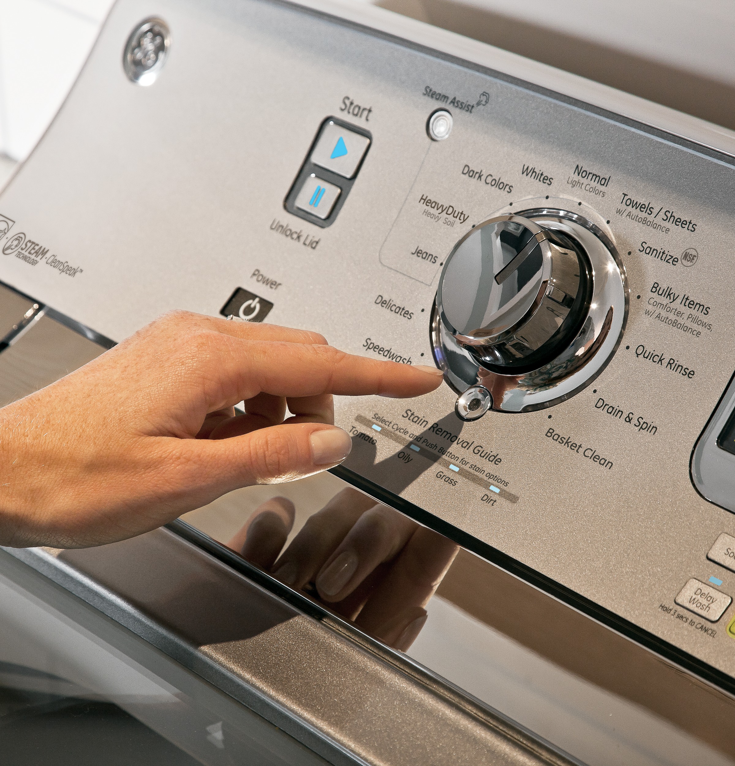 4.8 DOE cu. ft. capacity washer with stainless steel basket and steam GTWS8455DMC, product image 6 of 8