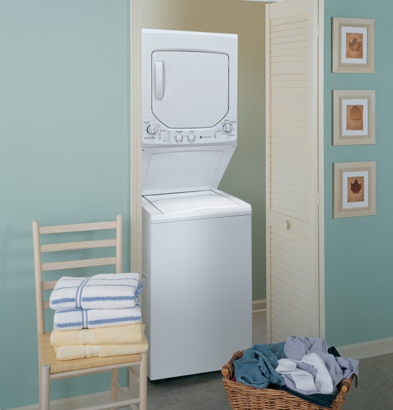 Unitized Spacemaker 2.0 DOE cu. ft. Washer and 4.4 cu. ft. Electric Dryer GUD24ESSJWW