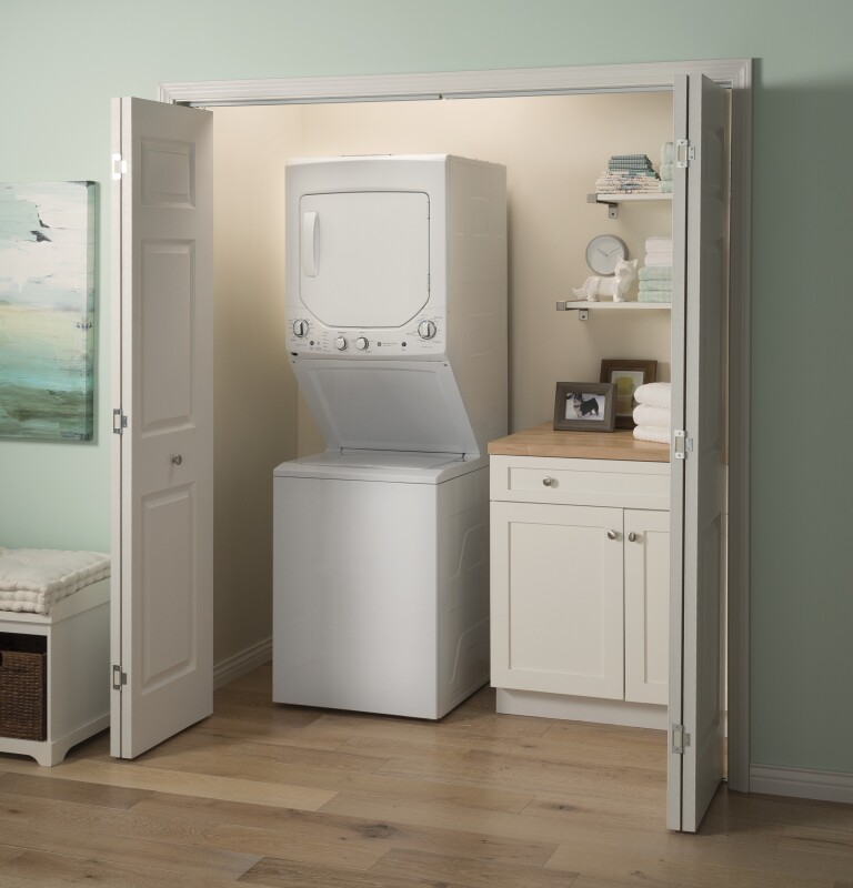 Unitized Spacemaker 2.3 cu. ft. Capacity Washer with Stainless Steel Basket and 4.4 cu. ft. Capacity Gas Dryer view 9