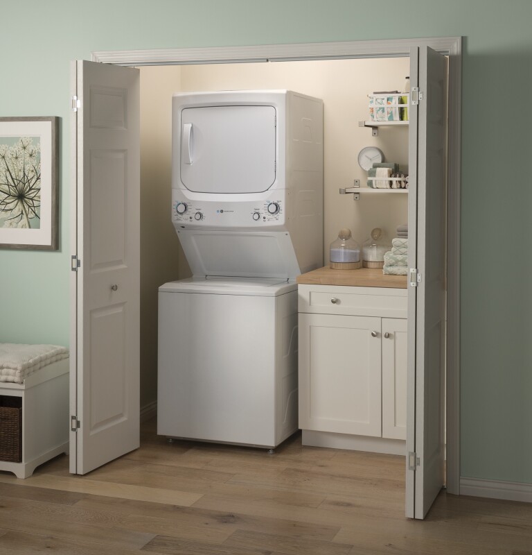 Unitized Spacemaker 3.9 cu. ft. Capacity Washer with Stainless Steel Basket and 5.9 cu. ft. Capacity Gas Dryer view 8