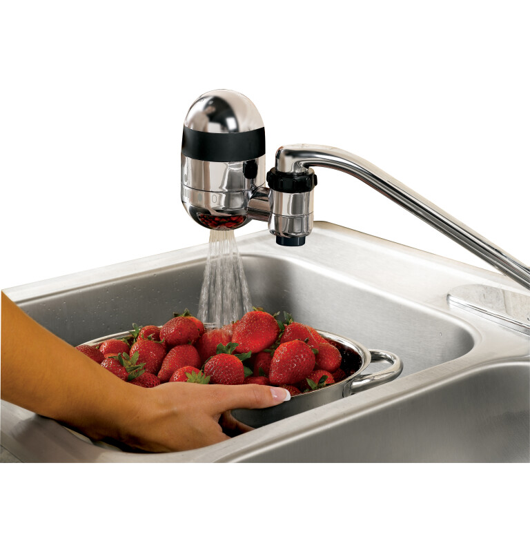 Faucet Mount Filtration System GXFM07HBL