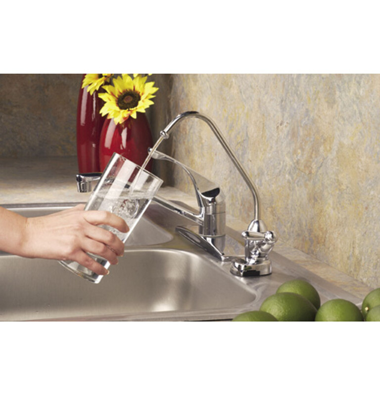 Dual Stage Water Filtration System GXSV65F, product image 3 of 13