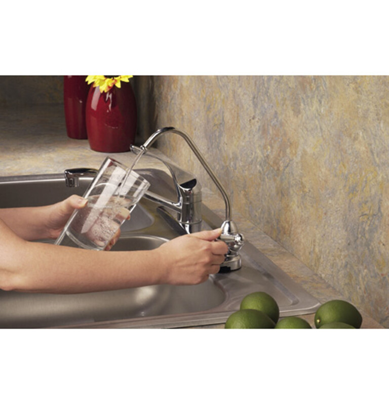 Dual Stage Water Filtration System GXSV65F, product image 4 of 13