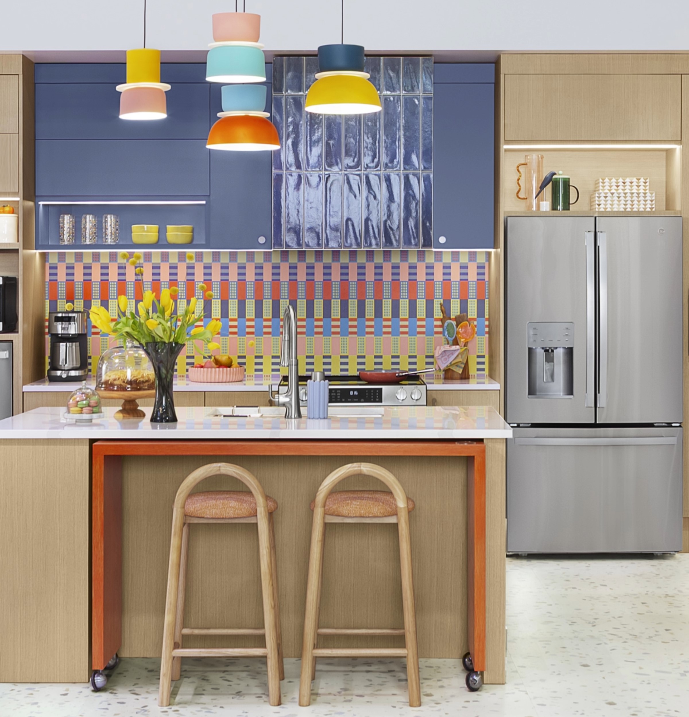 20.6 Cu. Ft. Fingerprint Resistant Counter-Depth French-Door Refrigerator view 7