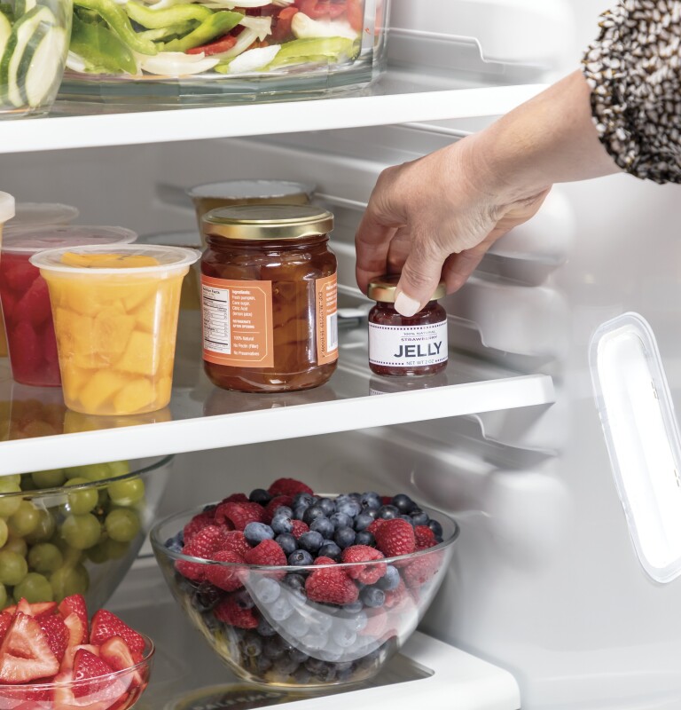 21.8 Cu. Ft. Counter-Depth Side-By-Side Refrigerator view 10