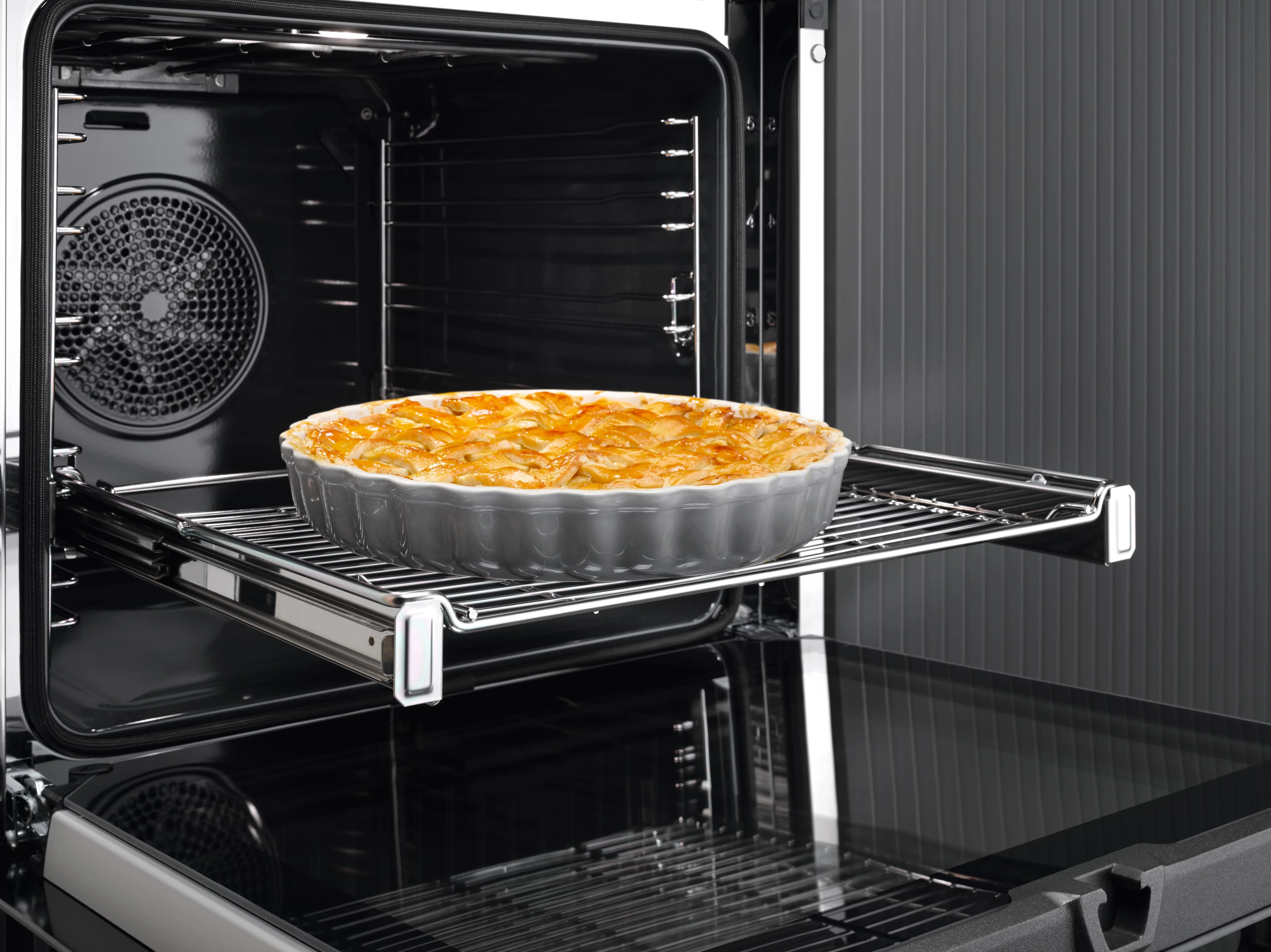 24" VitroLine Single Oven MTouch S (Obsidian Black) H7660BPAMOB