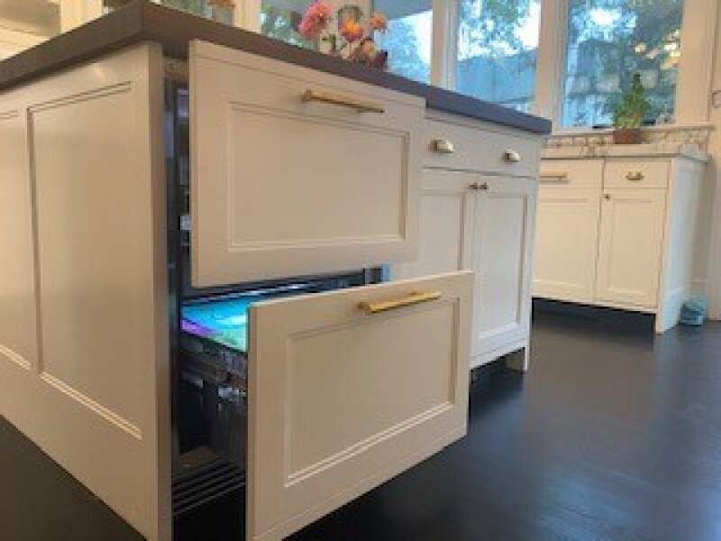 Perlick offers the widest selection of ADA height compliant undercounter refrigeration. These refrigerators are a favorite for homes and light commercial venues, such as hotels and temporary HA24FB4DRAWERS