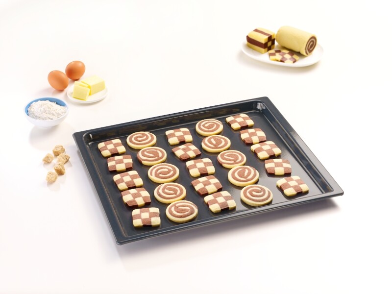 Genuine baking tray with PerfectClean finish. HBB71