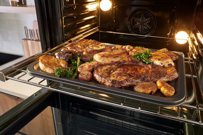 Benchmark Single Wall Oven 30'' HBLP451UC