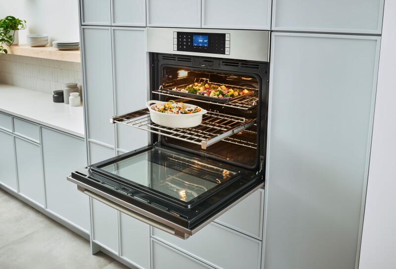 Benchmark Single Wall Oven 30'' HBLP451UC