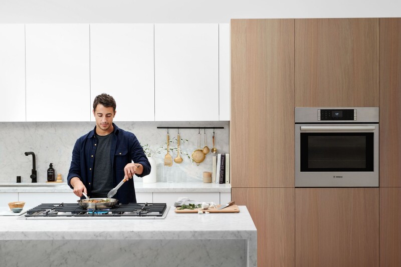 Benchmark Single Wall Oven 30'' HBLP451UC