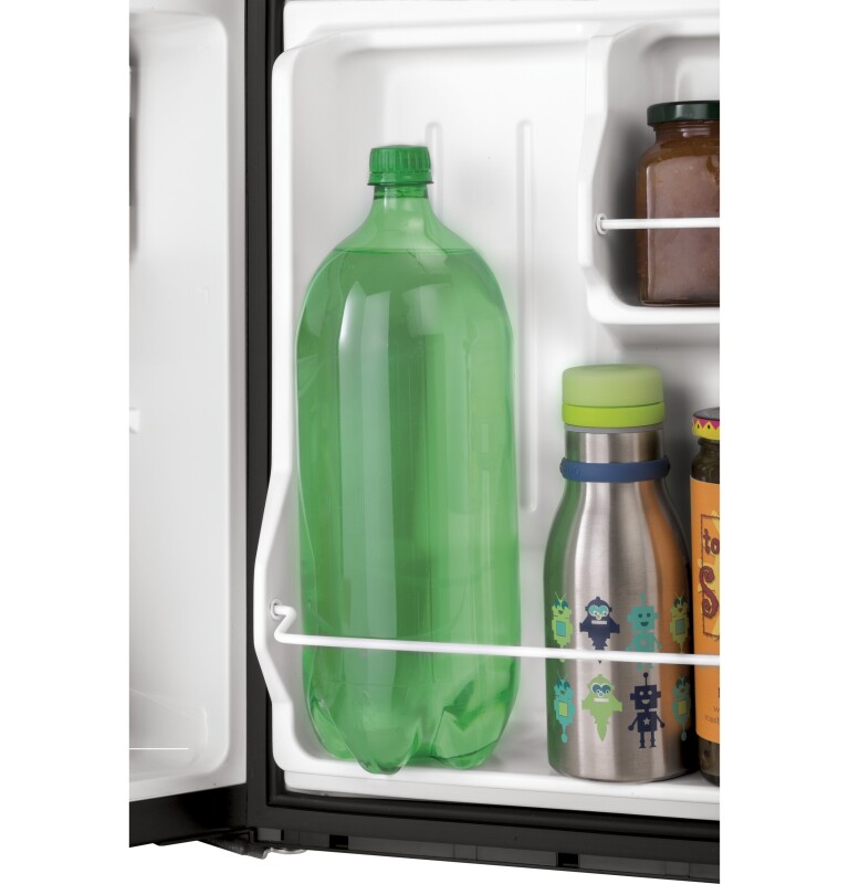 1.7 Cu. Ft. ENERGY STAR® Qualified Compact Refrigerator1.7 Cu. Ft. ENERGY STAR® Qualified Compact Refrigerator HC17SF15RB