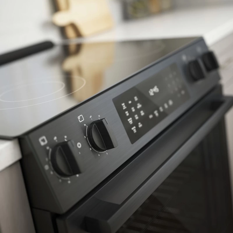 800 Series Electric Slide-in Range 30'' HEI8046U