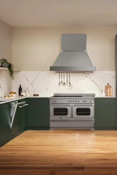 48 inch Dual Fuel Range, 6 Brass Burners and Griddle, Electric Self-Clean Oven HER486BTFEPXT
