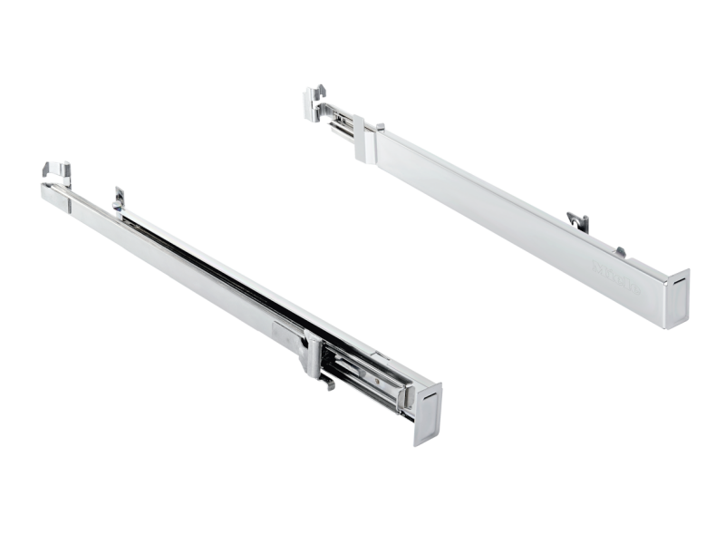 Original Self Clean ready FlexiClip telescopic runners  For flexible, customized use of your oven. HFC92