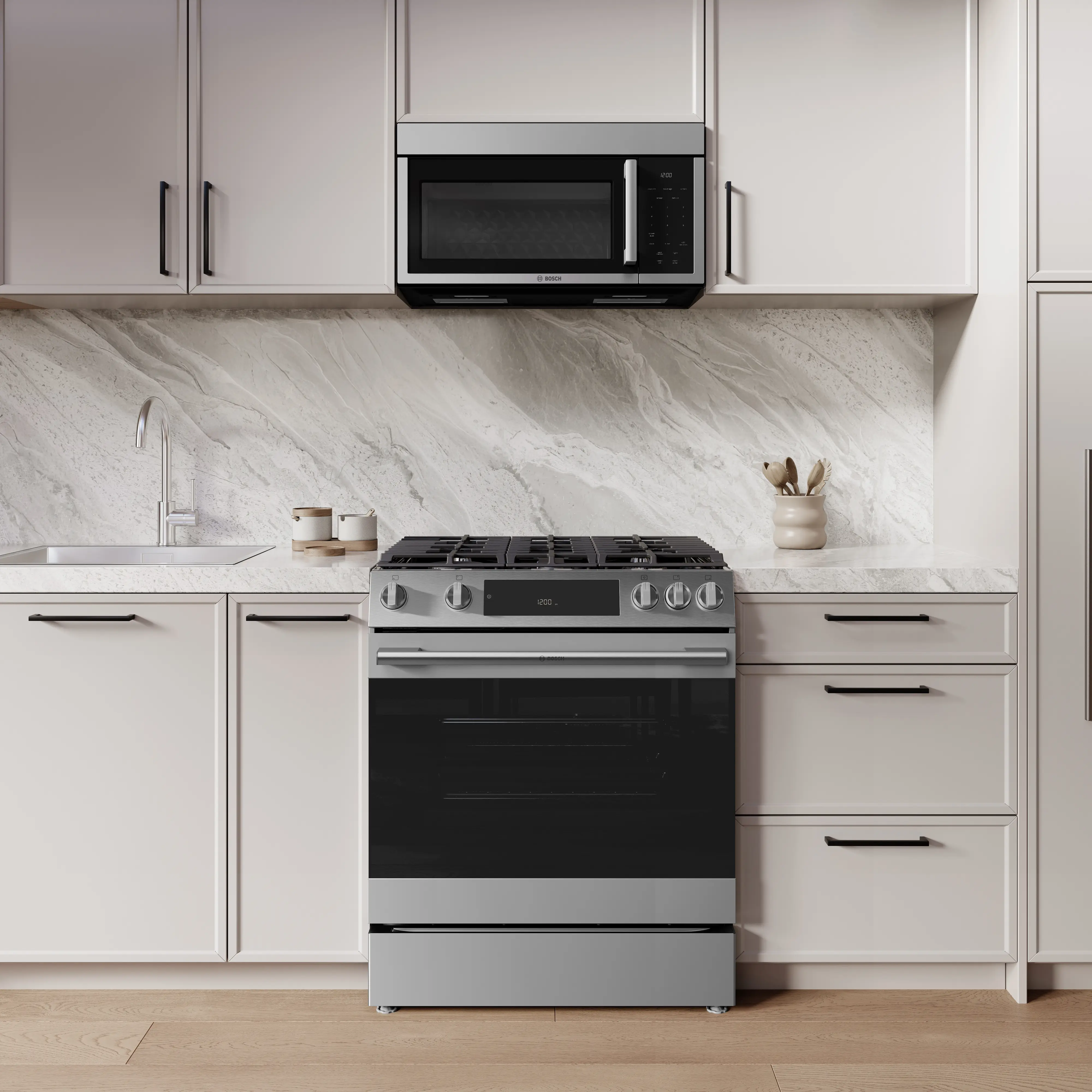 300 Series Slide-in Gas Range HGF3050MUC