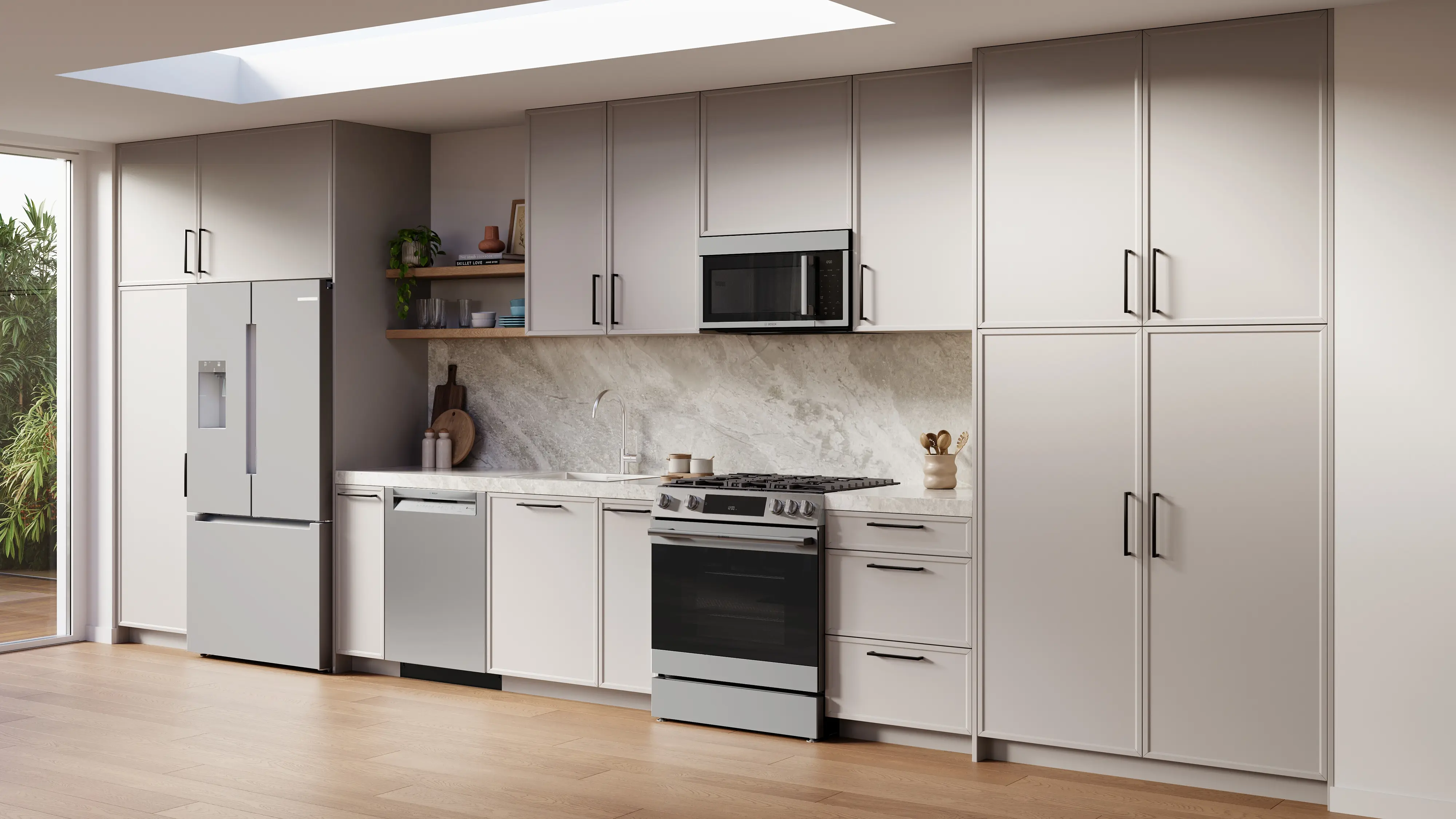 300 Series Slide-in Gas Range HGF3050MUC