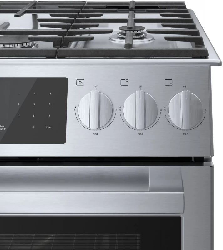 Benchmark Gas Slide-in Range 30'' view 4