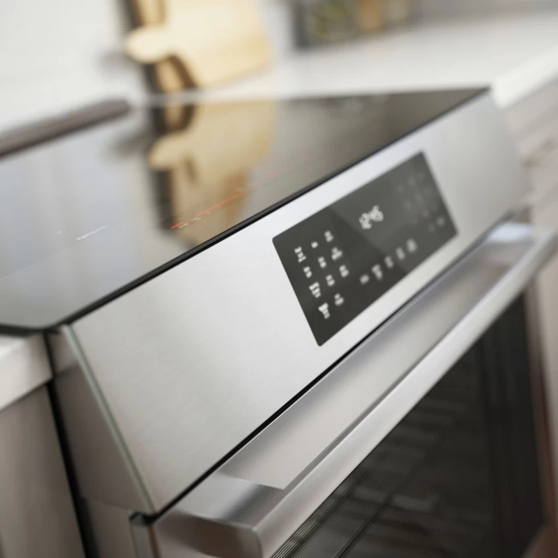 Benchmark Induction Slide-in Range 30'' HIIP057U