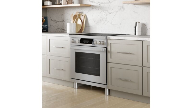 800 Series Induction freestanding range 30'' HIS8055U