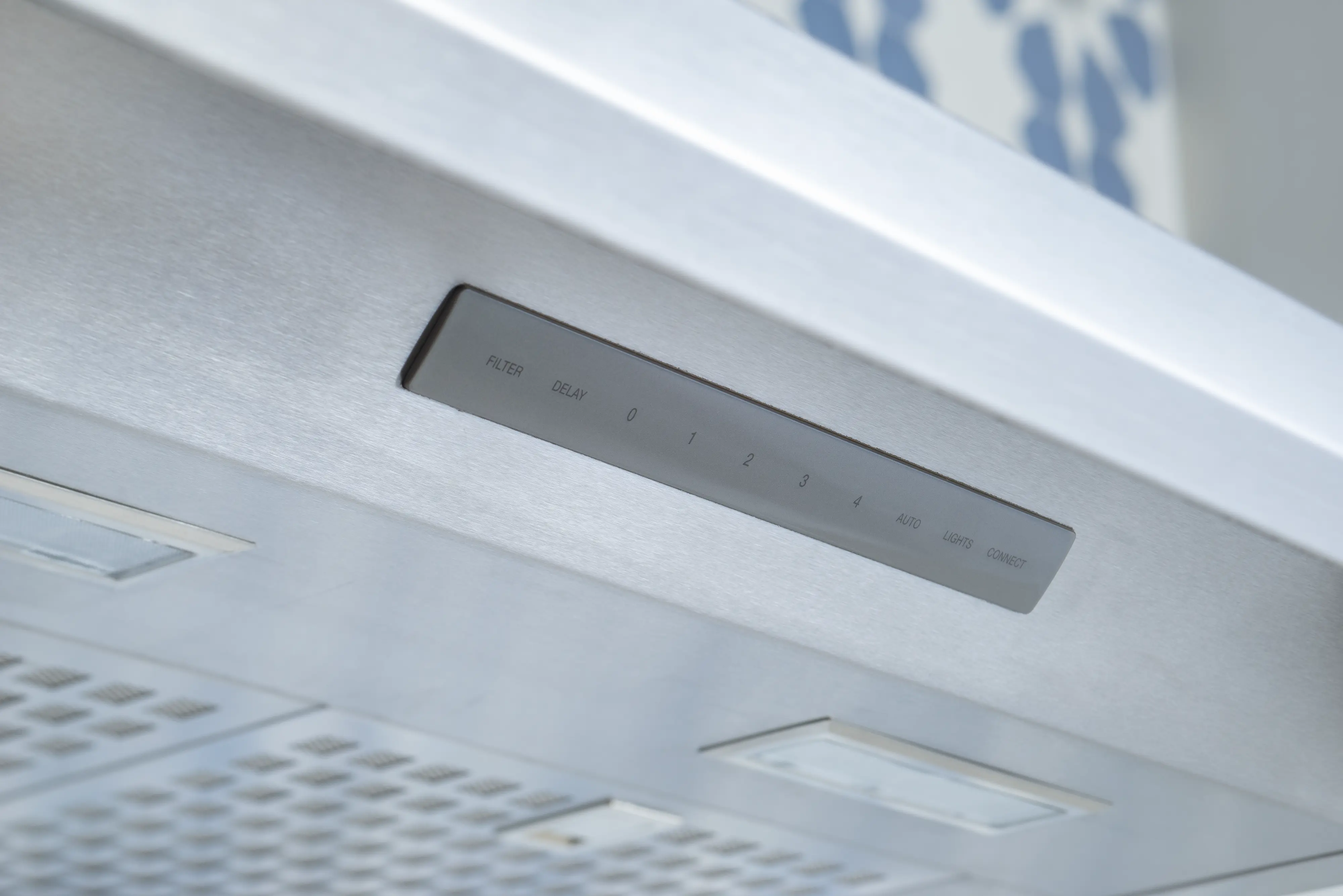 Masterpiece® Pyramid Chimney Wall Hood HMCB30WS