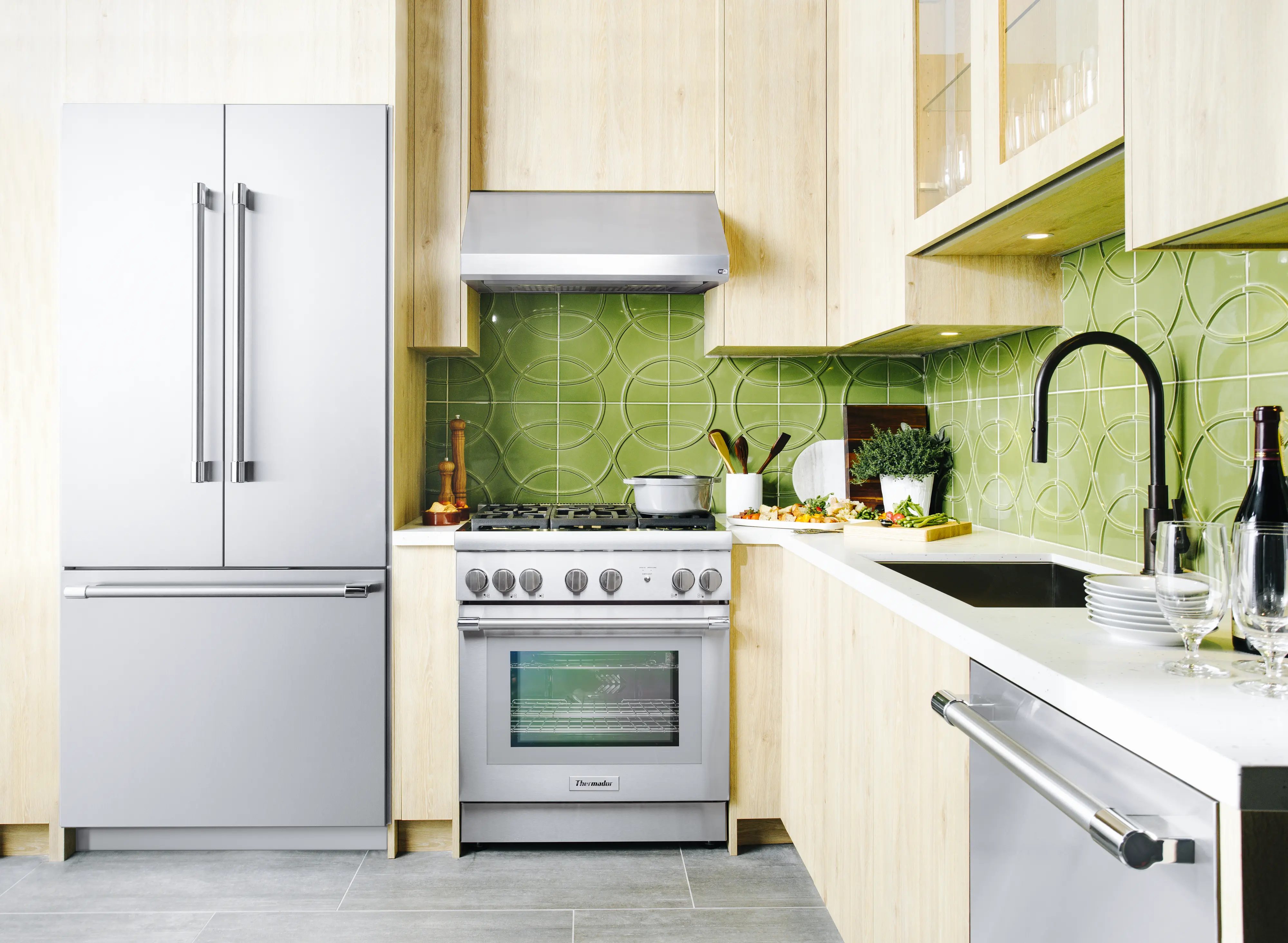 Masterpiece® Custom Insert Hood HMWB30WS