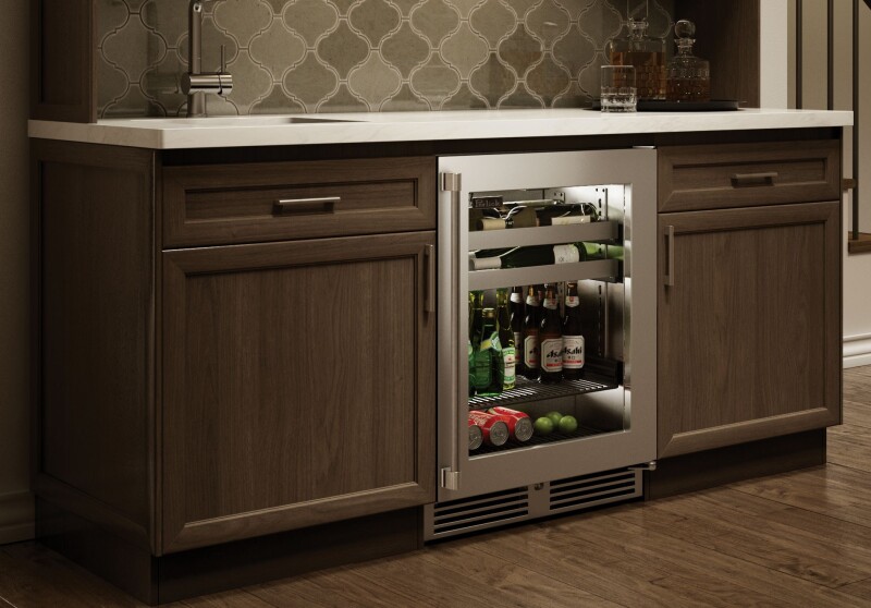 24" Signature Series Beverage Center - Indoor Model HP24BS4