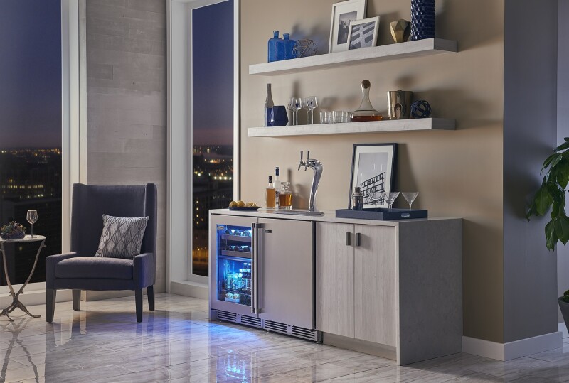 24" Signature Series Adara Beverage Dispenser HP24TS4A