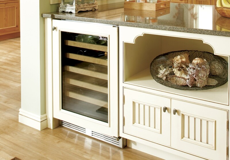 24" Signature Series Wine Reserve - Indoor Model HP24WS4