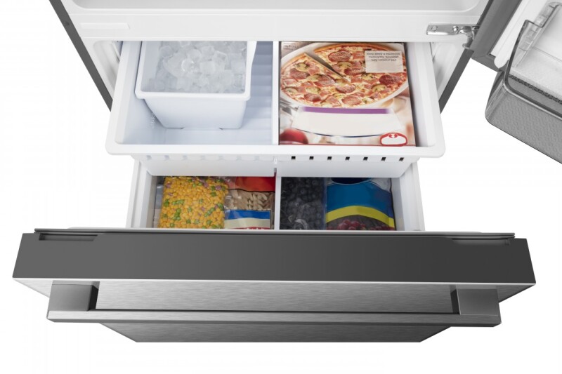 20.9-cu ft Bottom-Freezer Refrigerator with Ice Maker HRB208N6BSE, product image 8 of 12
