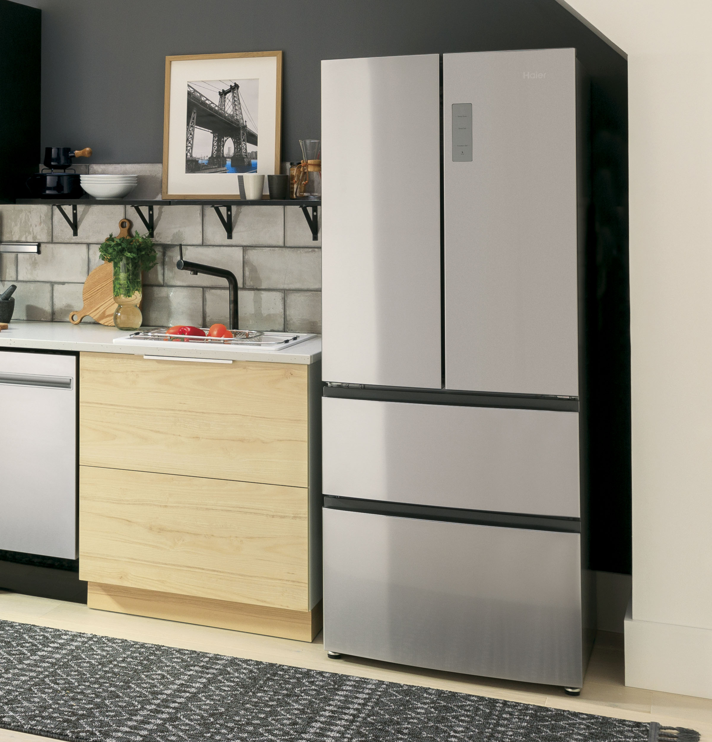 15.3 Cu. Ft. French Door Refrigerator15.3 Cu. Ft. French Door Refrigerator HRF15N3AGS