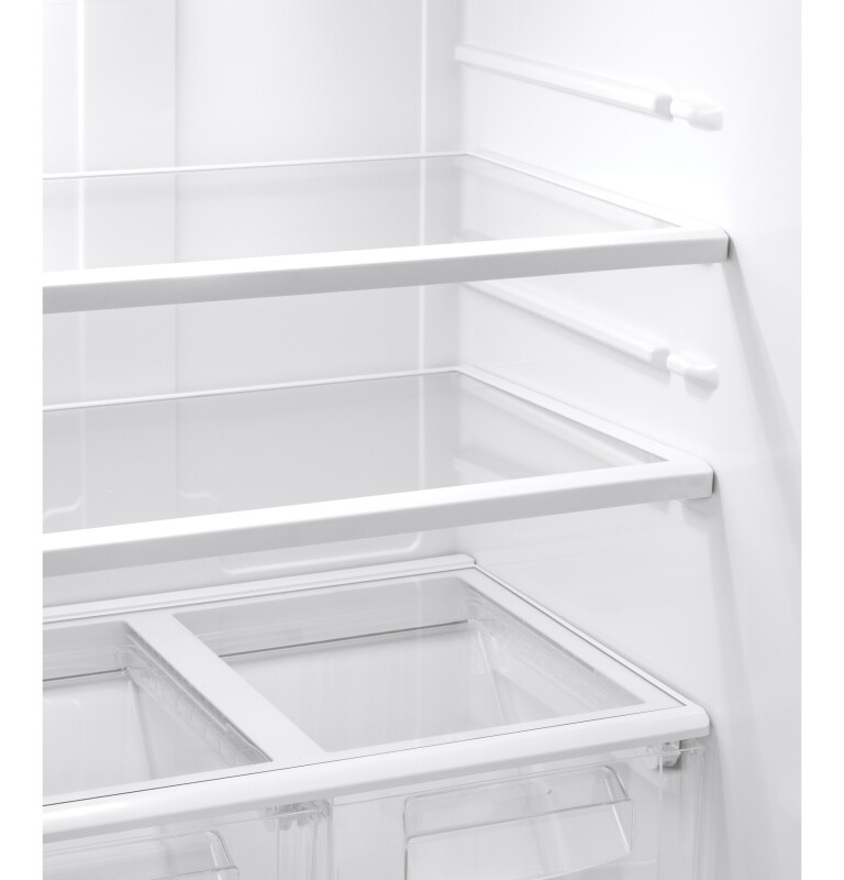 18.1 Cu. Ft. Top Freezer Refrigerator18.1 Cu. Ft. Top Freezer Refrigerator HRT18RCPW