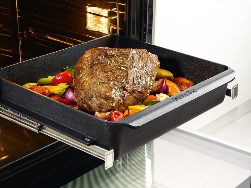 Induction gourmet casserole dish For frying, braising and gratinating. HUB6235