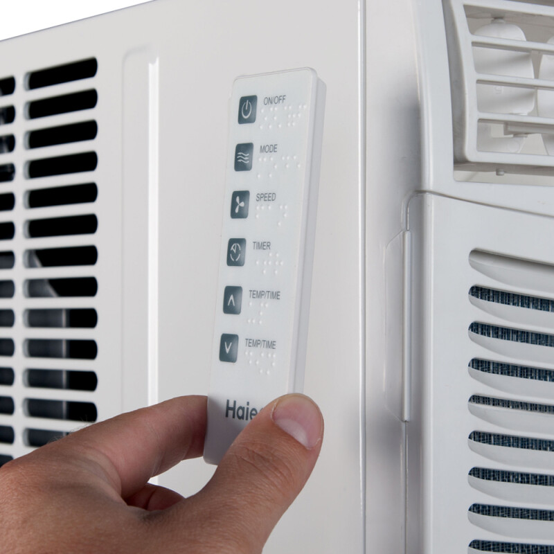 24,000 BTU 9.8 CEER Slide Out Chassis Air Conditioner24,000 BTU 9.8 CEER Slide Out Chassis Air Conditioner HWE24VCR