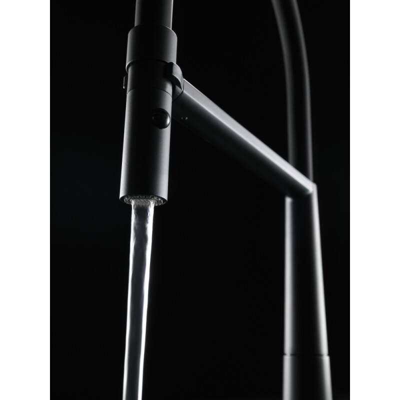 Icon Semi Pro Faucet view 5