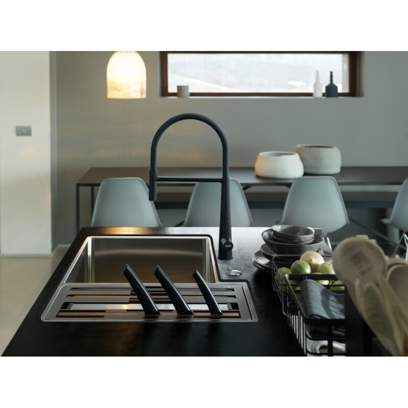 Icon Semi Pro Faucet view 8