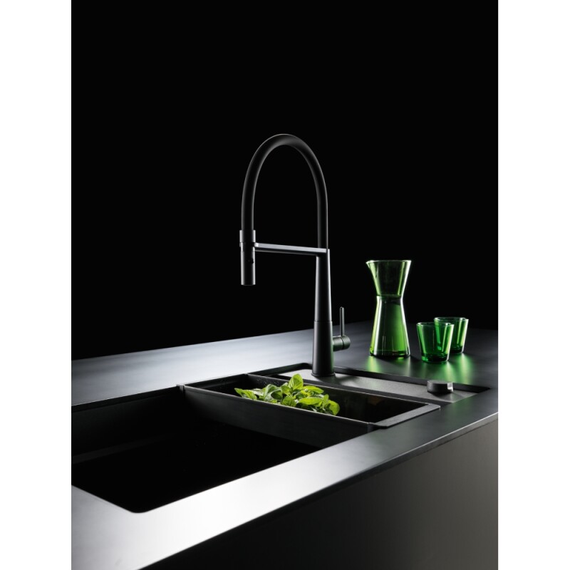 Icon Semi Pro Faucet view 12