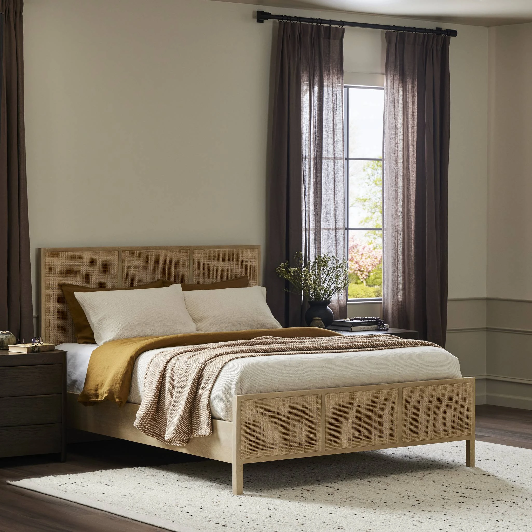 Sydney Bed - IPRS-030Q IPRS030Q